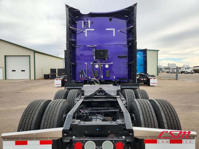 Exterior full rear view for this 2026 Kenworth T680 (Stock number: TJ226459)Weeee