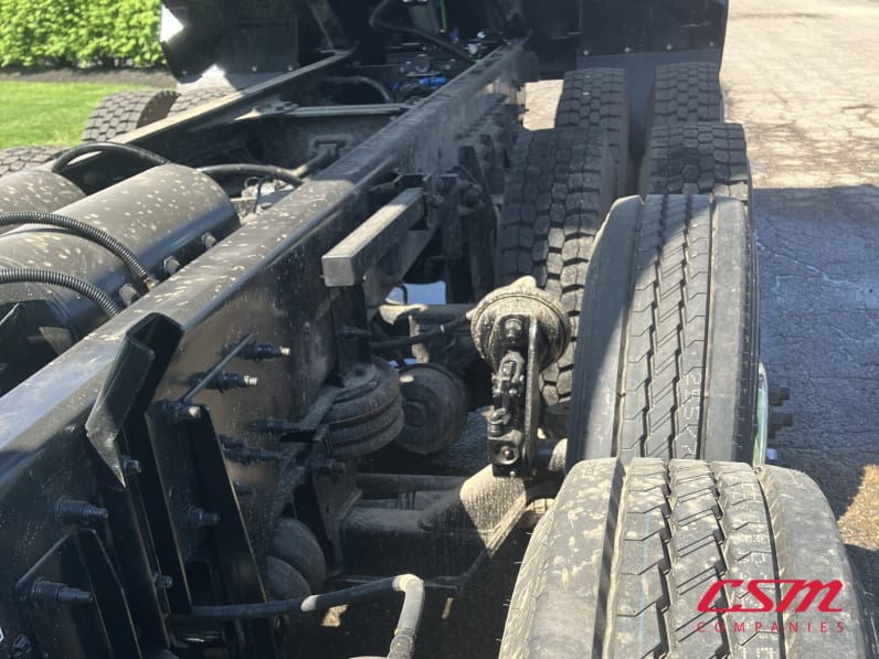 Driver side rear frame and tire tread for this 2026 Kenworth T480 (Stock number: TJ229063)Weeee