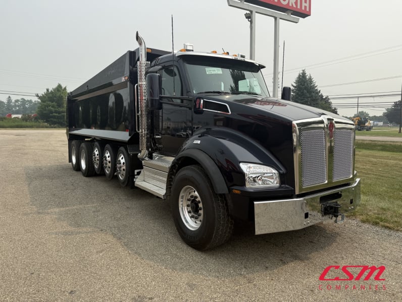 Exterior front passenger side for this 2026 Kenworth T880 (Stock number: TJ229160)Weeee