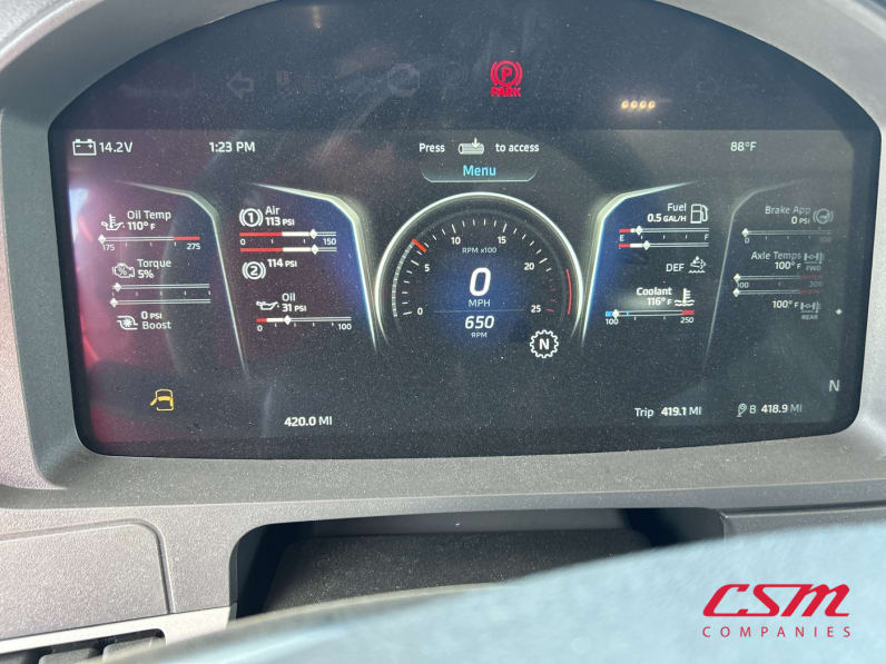 Mileage for this 2026 Kenworth T880S (Stock number: TJ229648)Weeee