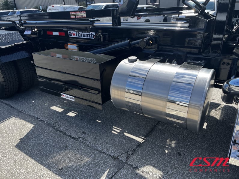 TJ230038-2026-Kenworth-T880Weeee