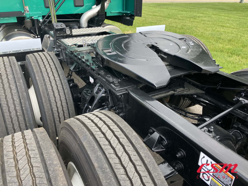 Driver side rear frame and tire tread for this 2026 Kenworth T680 (Stock number: TJ233407)Weeee