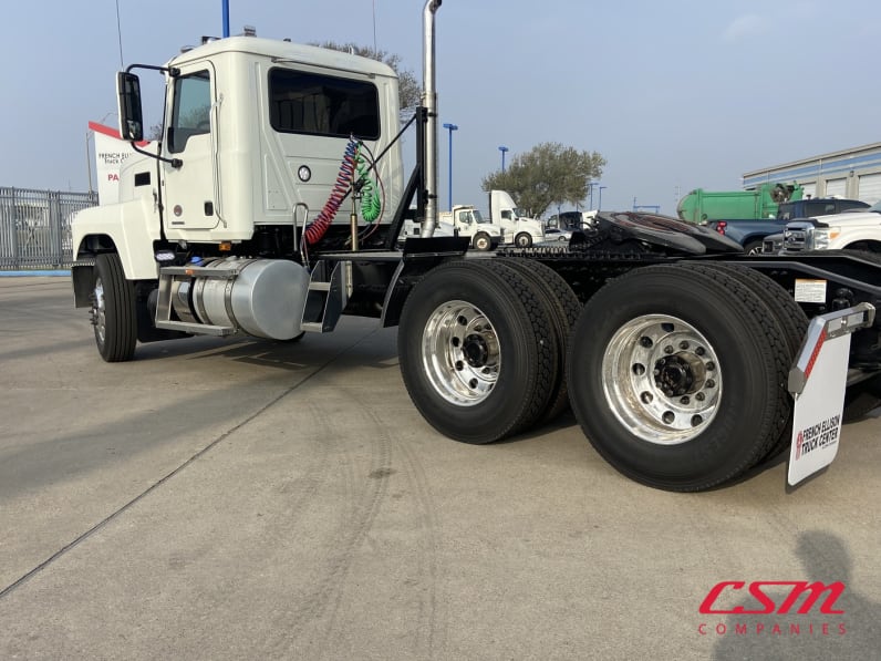 Exterior rear driver side for this 2026 Mack Pinnacle PI64 (Stock number: TM018296)