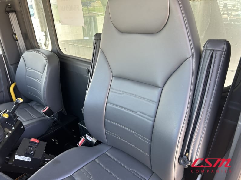Interior seats for this 2026 Kenworth T280 (Stock number: TM219229)Weeee