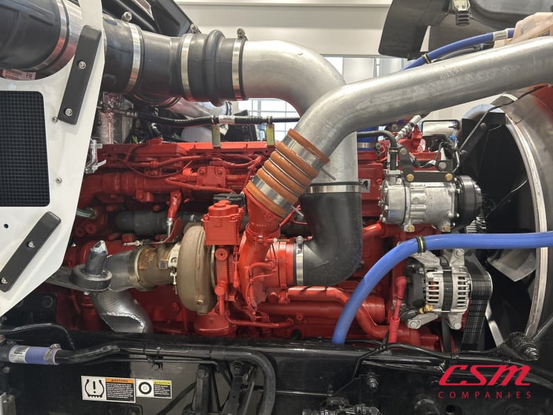Passenger side engine for this 2026 Kenworth W900L (Stock number: TR195498)