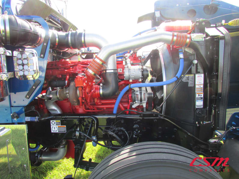 Drivers side engine for this 2026 Kenworth W900L (Stock number: TR218306)