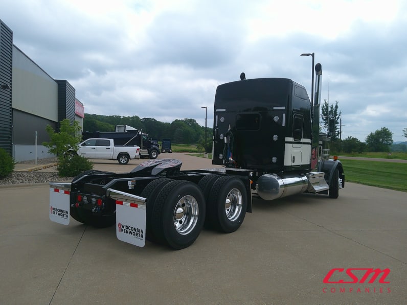 Exterior rear passenger side for this 2026 Kenworth W900L (Stock number: TR218362)