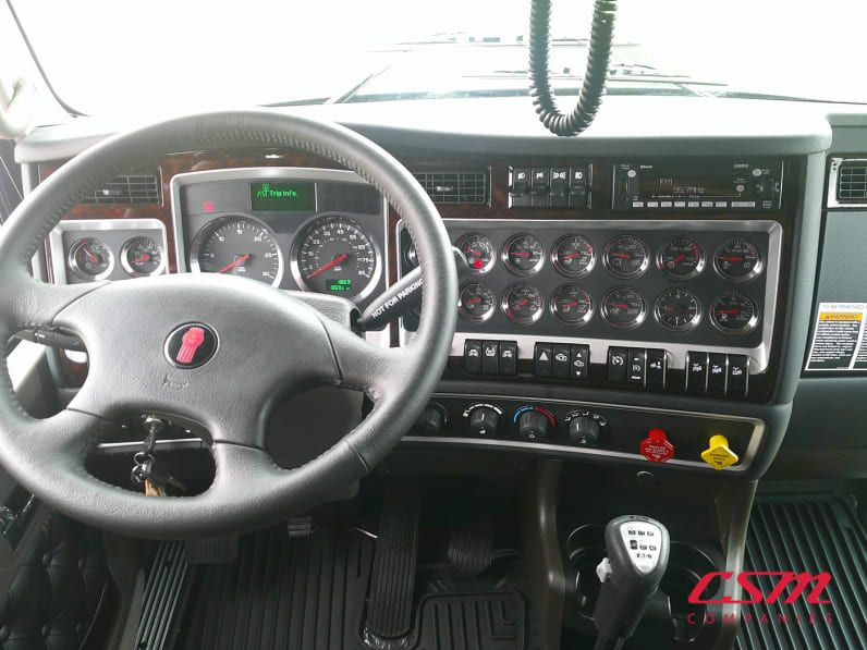 Interior dash for this 2026 Kenworth W900L (Stock number: TR218362)