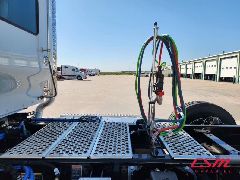 TR218440-2026-Kenworth-W900L