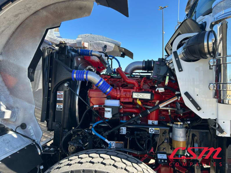 Drivers side engine for this 2026 Kenworth W900B (Stock number: TR225824)