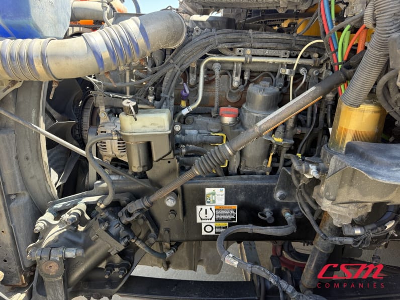 Drivers side engine for this 2019 Kenworth T680 (Stock number: UKJ259505)Weeee