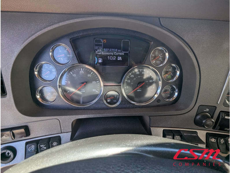 Mileage for this 2019 Kenworth T880 (Stock number: UKJ370952)Weeee
