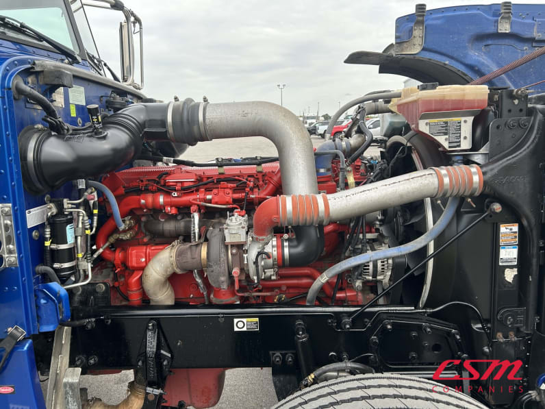 Passenger side engine for this 2020 Peterbilt 389 (Stock number: ULD677568)
