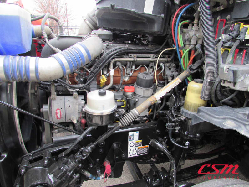 Drivers side engine for this 2020 Kenworth T680 (Stock number: ULJ418154)