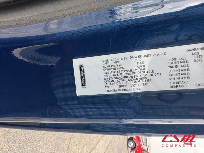 VIN tag for this 2020 Freightliner Cascadia (Stock number: ULLLL6996)