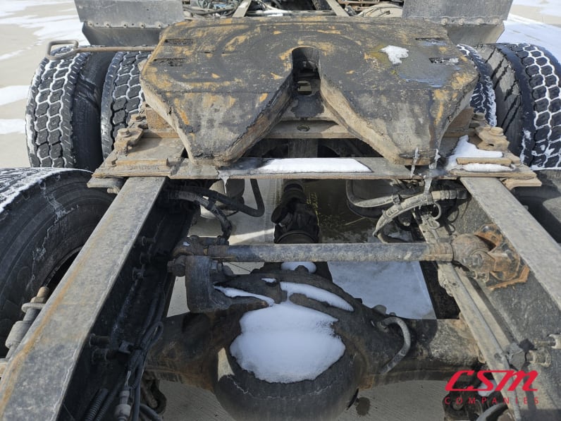 Center rear frame for this 2020 International RH Series (Stock number: ULN089783)