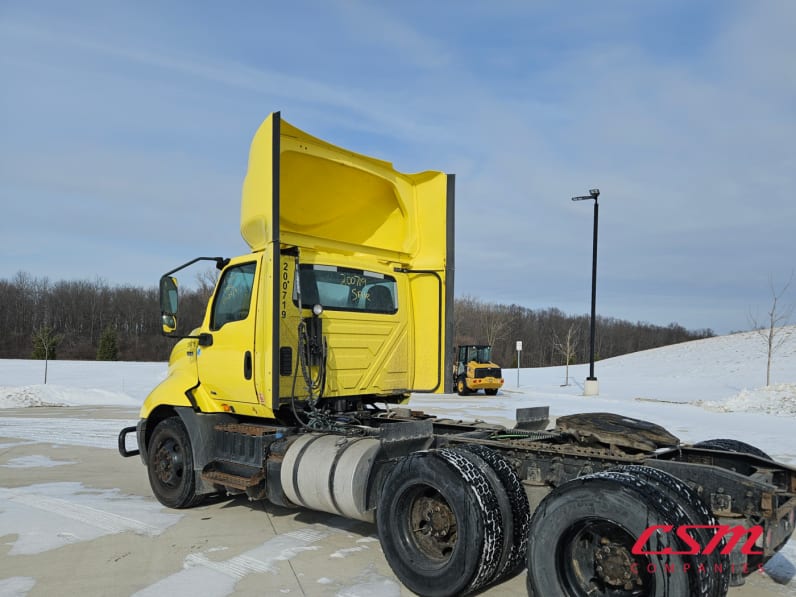 Exterior rear driver side for this 2020 International RH Series (Stock number: ULN089783)