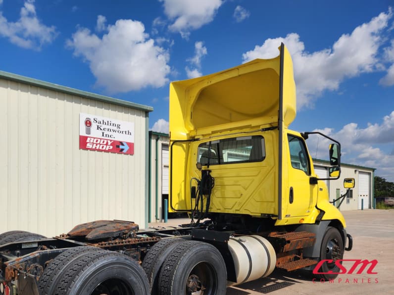 Exterior rear passenger side for this 2020 International RH Series (Stock number: ULN089800)Weeee