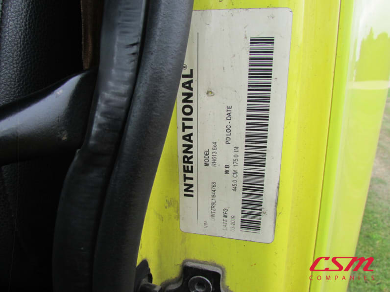 VIN tag for this 2020 International RH Series (Stock number: ULN844768)