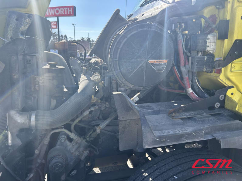 Drivers side engine for this 2020 International RH Series (Stock number: ULN844834)Weeee