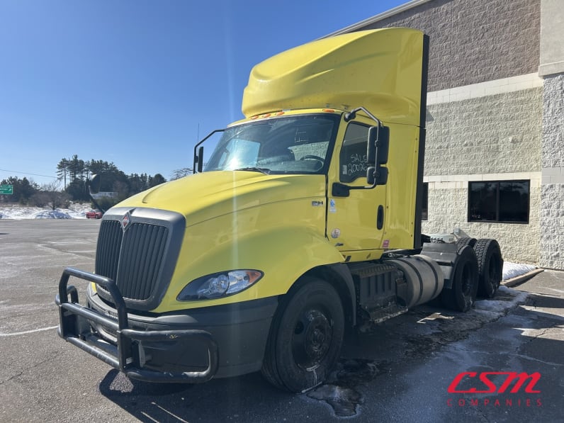 Exterior front drivers side for this 2020 International RH Series (Stock number: ULN844834)Weeee