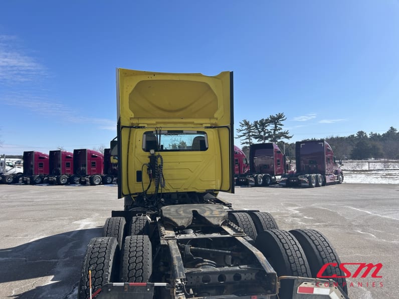 Exterior full rear view for this 2020 International RH Series (Stock number: ULN844834)Weeee