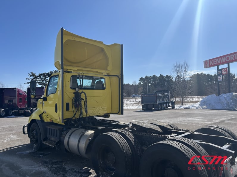 Exterior rear driver side for this 2020 International RH Series (Stock number: ULN844834)Weeee