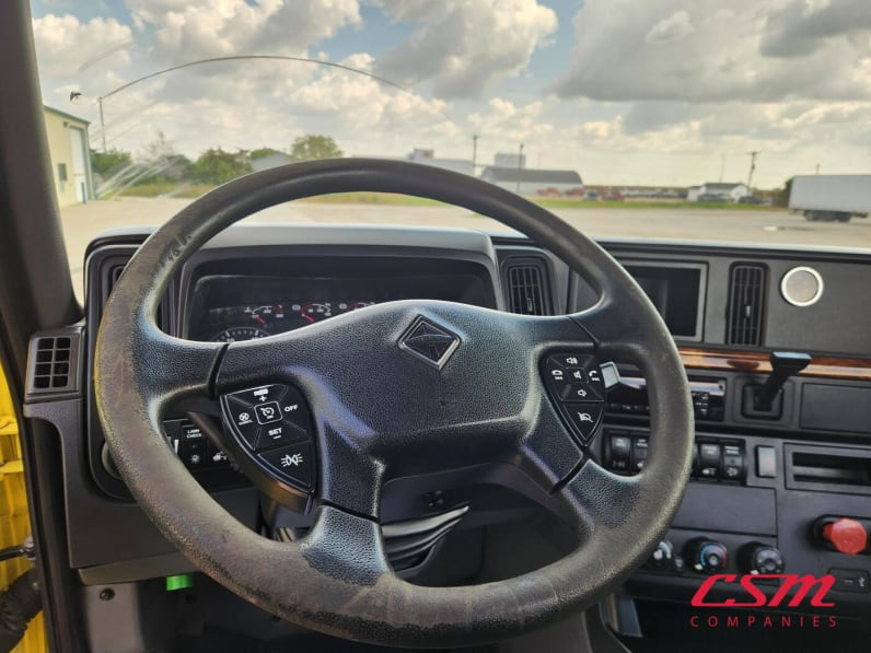 Interior steering wheel for this 2020 International RH Series (Stock number: ULN844902)Weeee