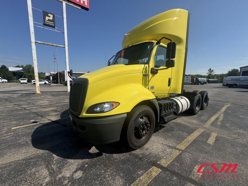 Exterior front drivers side for this 2020 International RH Series (Stock number: ULN845009)