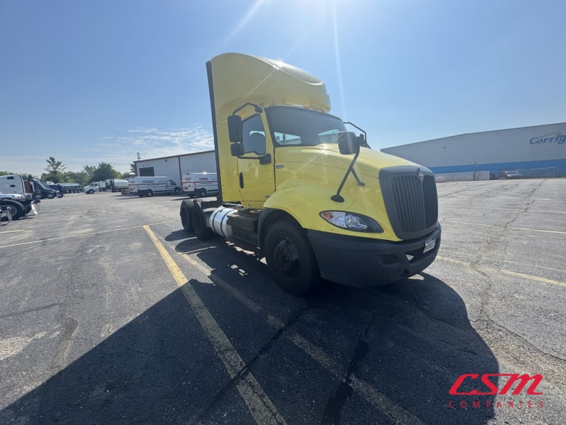 Exterior front passenger side for this 2020 International RH Series (Stock number: ULN845009)