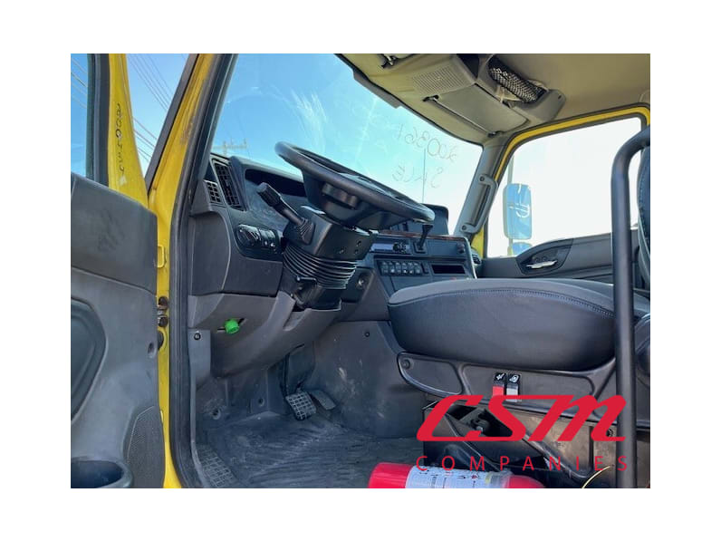 Drivers side door open for this 2020 International RH Series (Stock number: ULN845036)Weeee