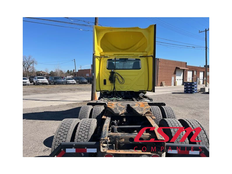 Exterior full rear view for this 2020 International RH Series (Stock number: ULN845036)Weeee