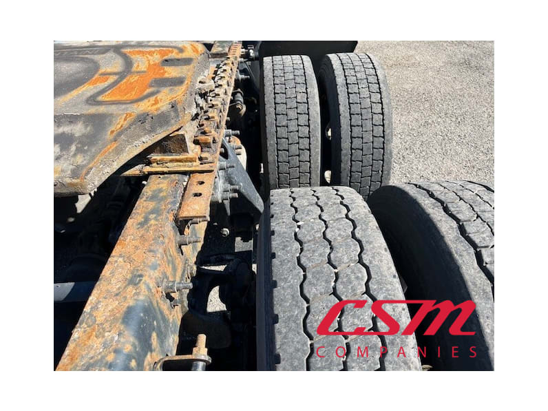 Passenger side rear frame and tire tread for this 2020 International RH Series (Stock number: ULN845036)Weeee
