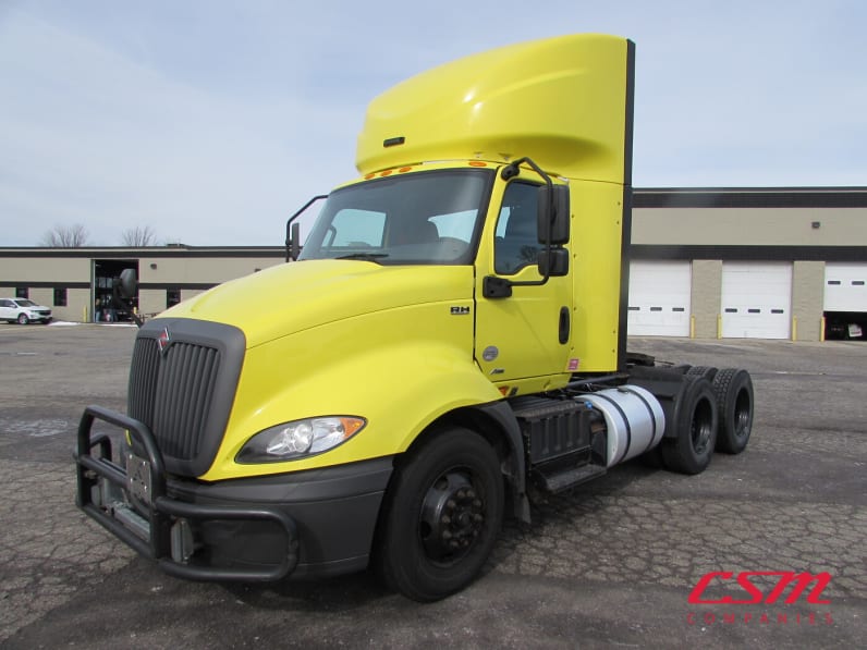 Exterior front drivers side for this 2020 International RH Series (Stock number: ULN845165)Weeee