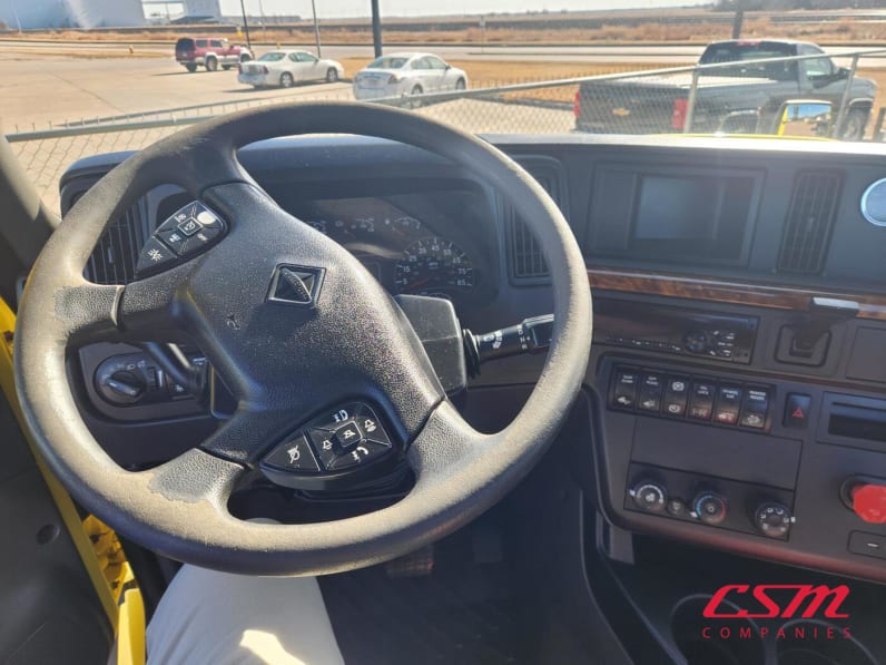 Interior dash for this 2020 International RH Series (Stock number: ULN845230)Weeee