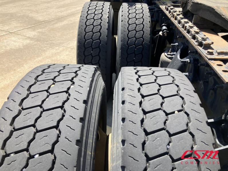 Driver side rear frame and tire tread for this 2020 International RH Series (Stock number: ULN845390)Weeee