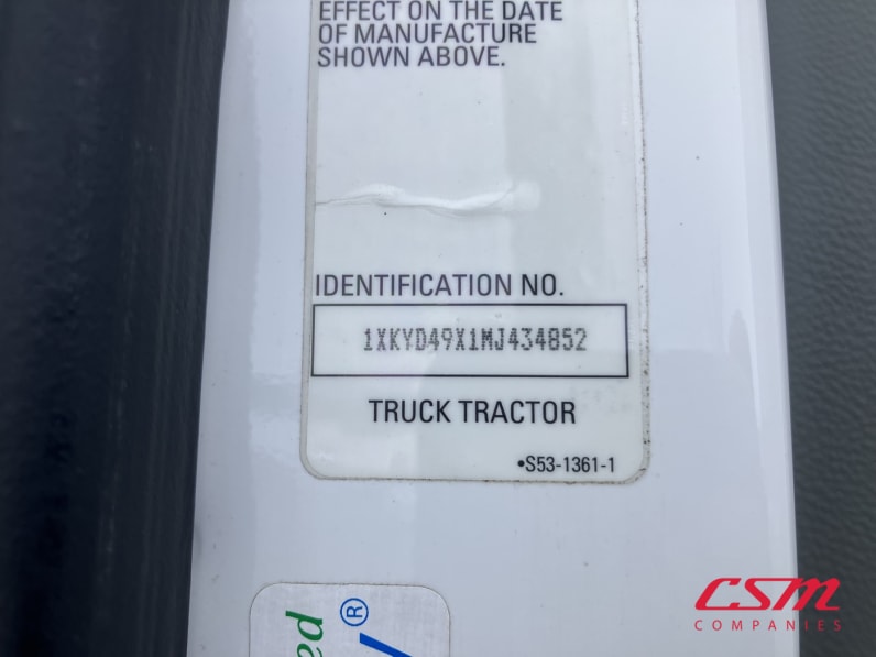VIN tag for this 2021 Kenworth T680 (Stock number: UMJ434852)