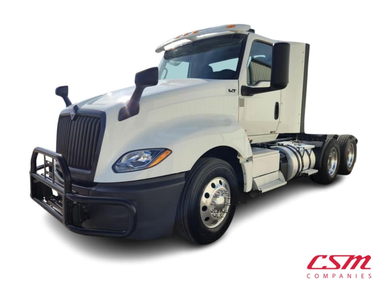 Featured image with white background for this 2021 International LT Series (Stock number: UMN145454)