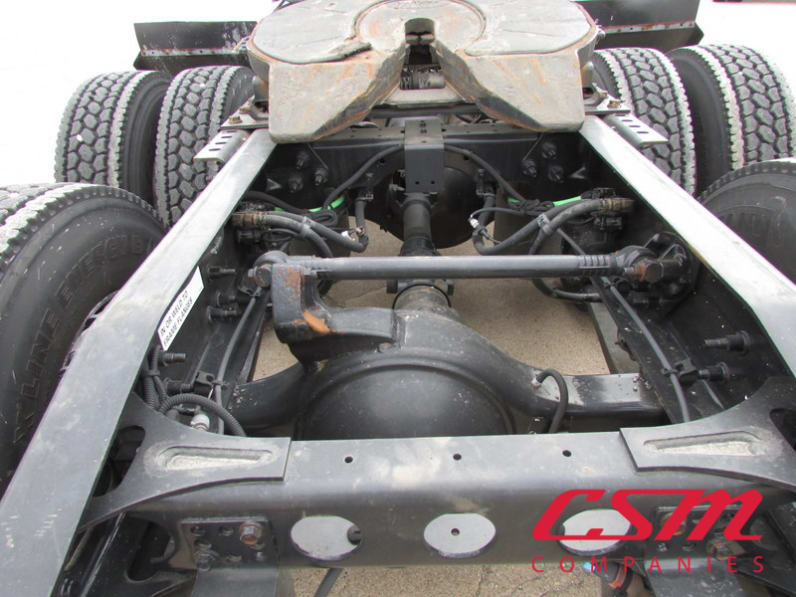 Center rear frame for this 2021 International LT Series (Stock number: UMN145462)Weeee