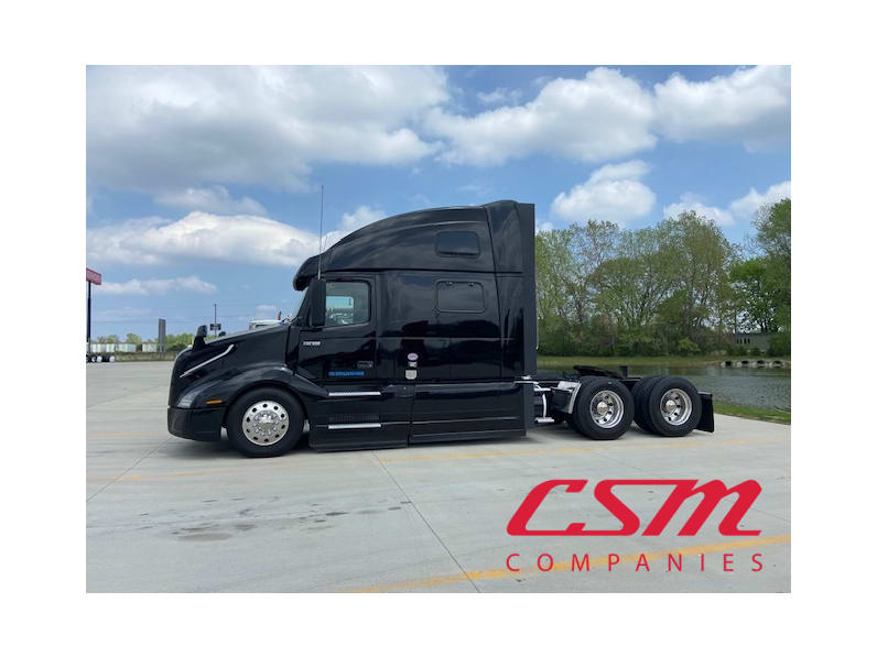 Exterior full driver side for this 2021 Volvo VNL 860 (Stock number: UMN275742)