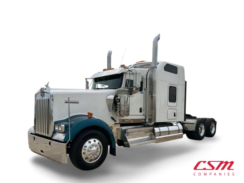 Featured image with white background for this 2021 Kenworth W900L (Stock number: UMR431043)