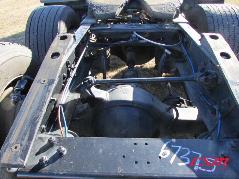 Center rear frame for this 2021 Freightliner Cascadia (Stock number: UMSMY7393)