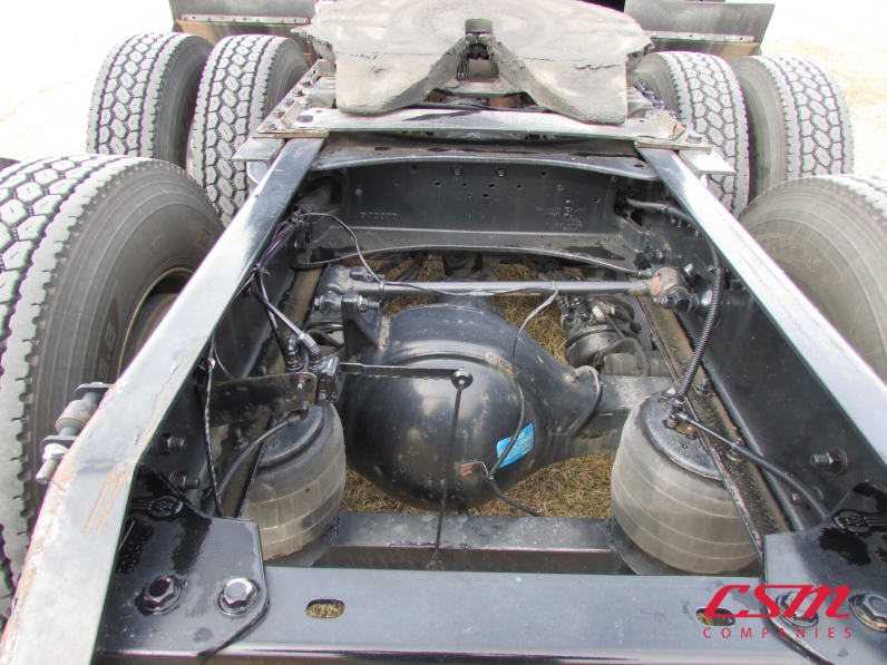 Center rear frame for this 2022 Kenworth T680 (Stock number: UNJ151015)Weeee