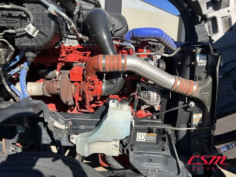 Passenger side engine for this 2022 Kenworth T680 (Stock number: UNJ155285)