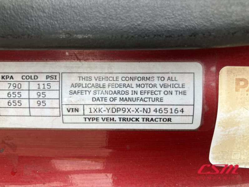 VIN tag for this 2022 Kenworth T680 (Stock number: UNJ465164)Weeee