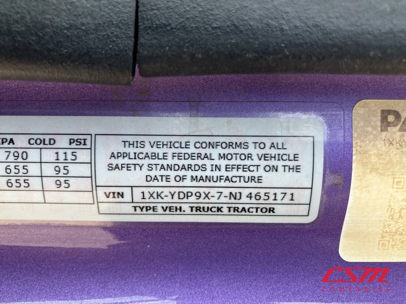 VIN tag for this 2022 Kenworth T680 (Stock number: UNJ465171)Weeee