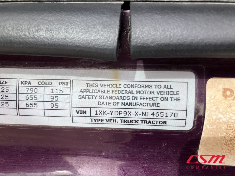 VIN tag for this 2022 Kenworth T680 (Stock number: UNJ465178)Weeee