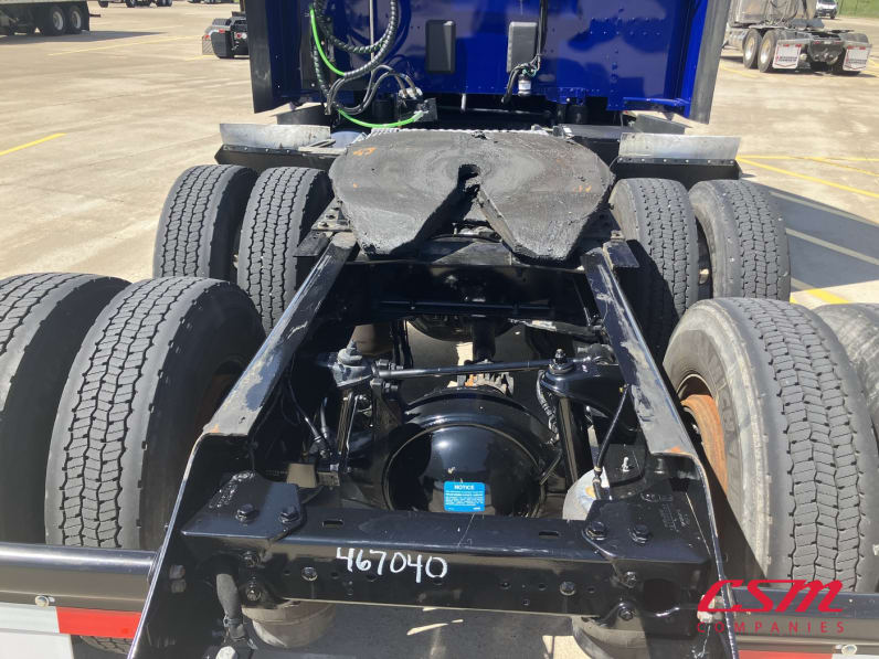 Center rear frame for this 2022 Kenworth T680 (Stock number: UNJ467040)