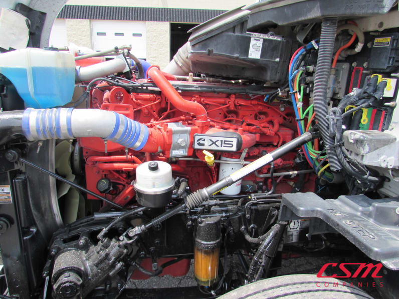 Drivers side engine for this 2022 Kenworth T680 (Stock number: UNJ467079)