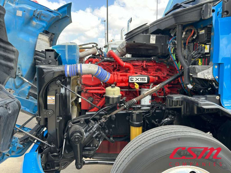 Drivers side engine for this 2022 Kenworth T680 (Stock number: UNJ467114)